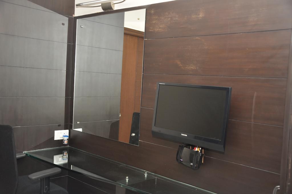 City Home شيناي المظهر الخارجي الصورة